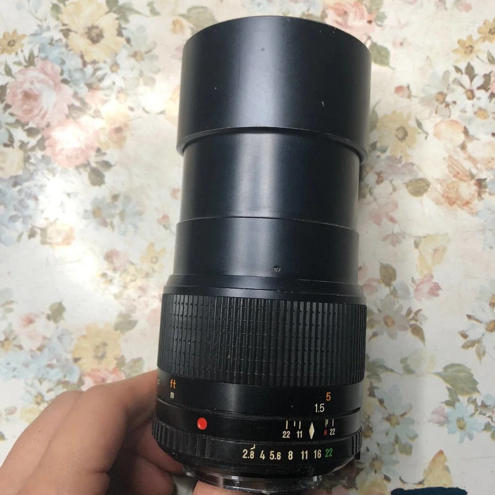Vintage Made in Japan MD Minolta Celtic 1:2.8 135mm Lens